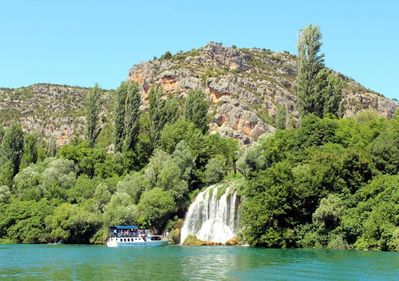 Holiday Home Ana Siveric Dış mekan fotoğraf